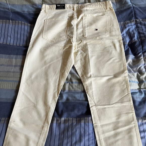 Tommy Hilfiger THFlex White 5 pocket Pants US36x30 - Picture 2 of 7